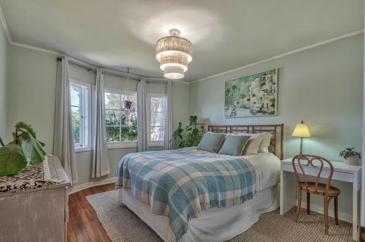 1022 Del Monte Boulevard, Pacific Grove, California 93950