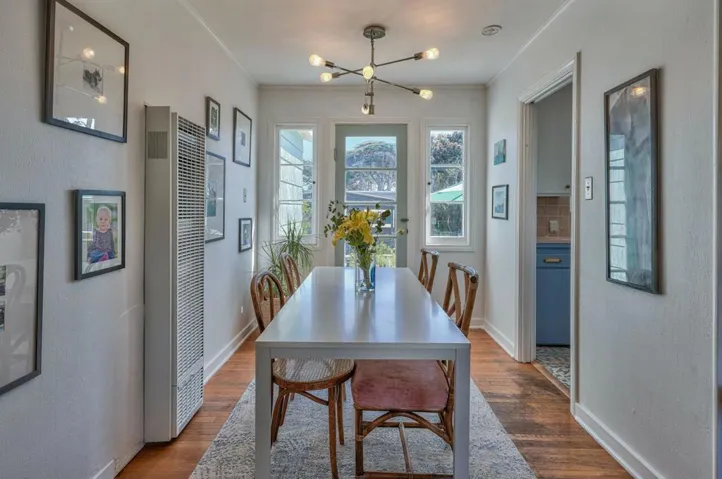 1022 Del Monte Boulevard, Pacific Grove, California 93950