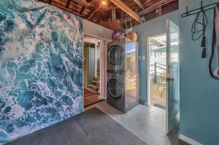 1022 Del Monte Boulevard, Pacific Grove, California 93950