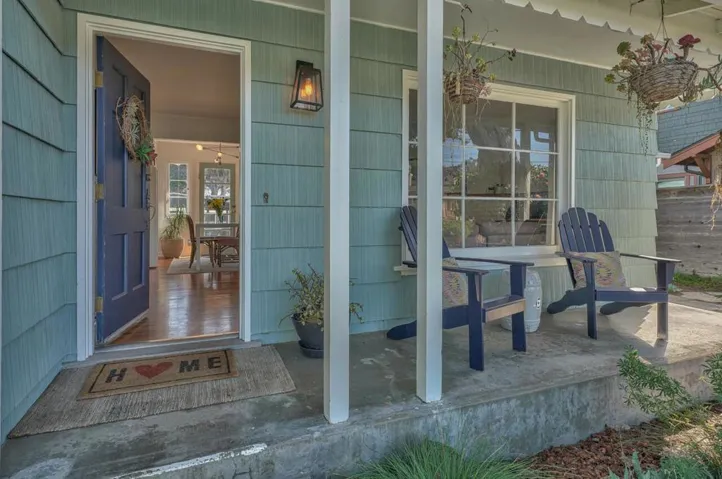 1022 Del Monte Boulevard, Pacific Grove, California 93950