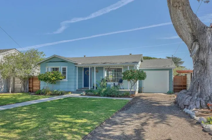 1022 Del Monte Boulevard, Pacific Grove, California 93950