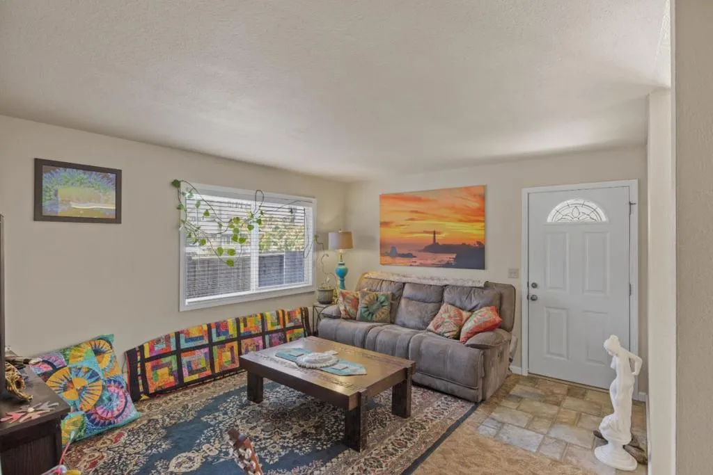 , Capitola, California 95010 home-pic-25