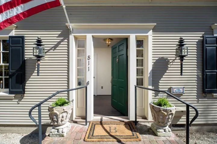811 Alameda Avenue, Monterey, California 93940