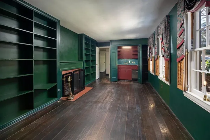 811 Alameda Avenue, Monterey, California 93940