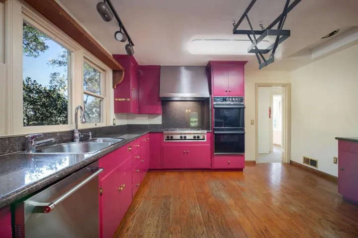 811 Alameda Avenue, Monterey, California 93940