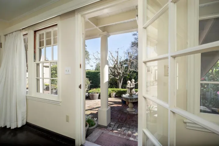 811 Alameda Avenue, Monterey, California 93940