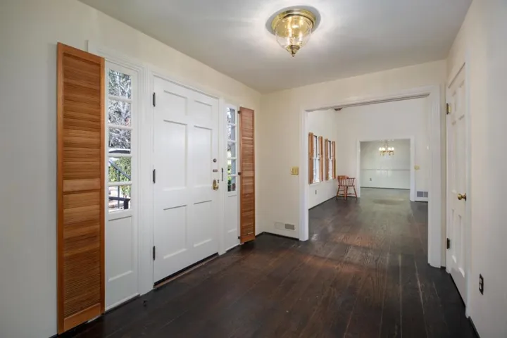 811 Alameda Avenue, Monterey, California 93940