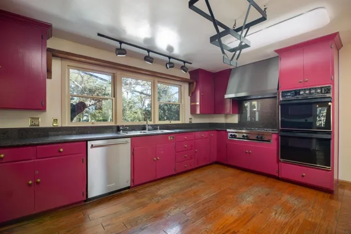811 Alameda Avenue, Monterey, California 93940