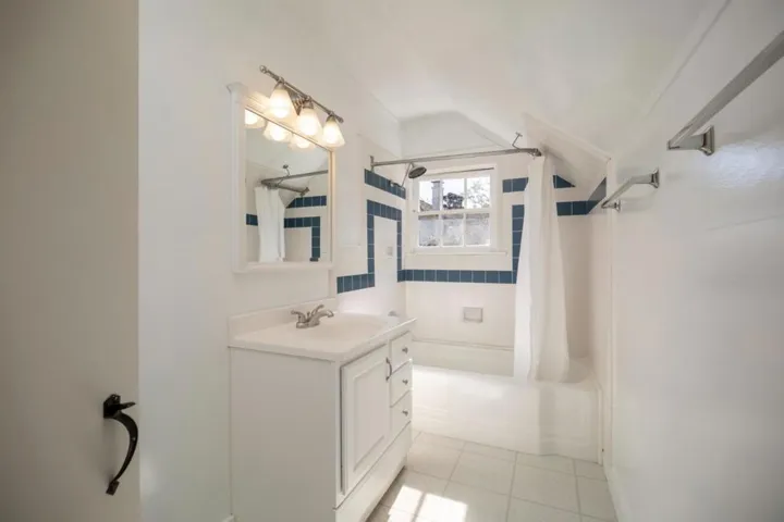 811 Alameda Avenue, Monterey, California 93940