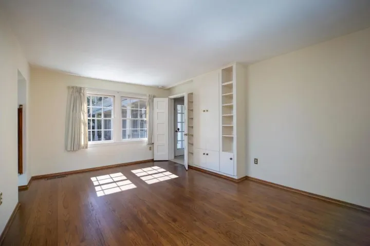 811 Alameda Avenue, Monterey, California 93940