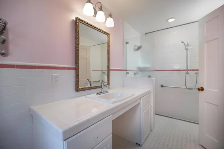 811 Alameda Avenue, Monterey, California 93940