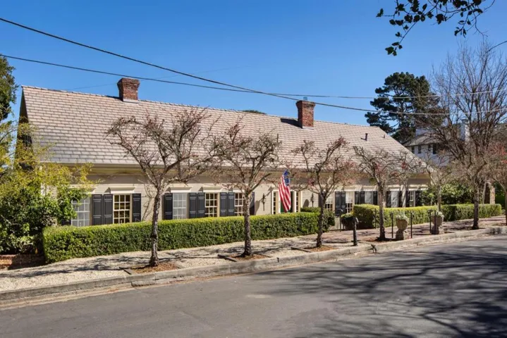 811 Alameda Avenue, Monterey, California 93940