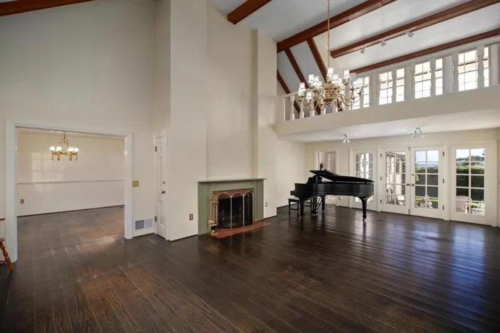 811 Alameda Avenue, Monterey, California 93940