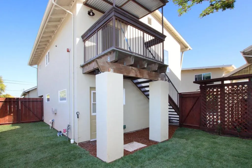 1031 Cayuga Street, Santa Cruz, California 95062 home-pic-37