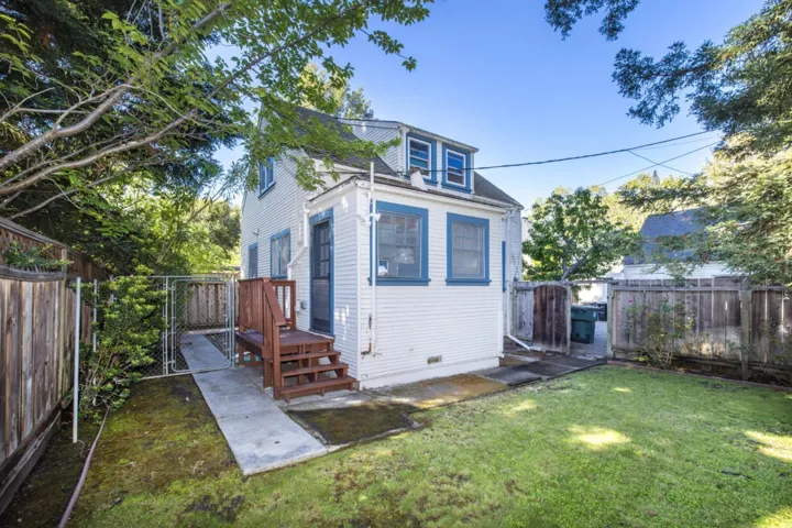 , Palo Alto, California 94301