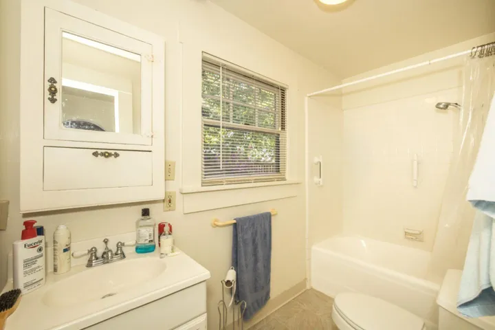 , Palo Alto, California 94301