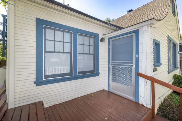 , Palo Alto, California 94301
