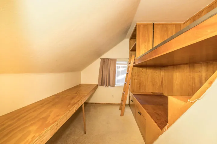 , Palo Alto, California 94301