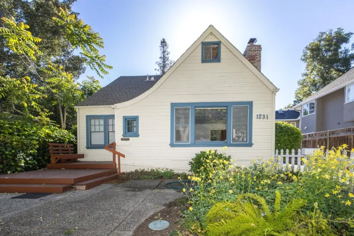 , Palo Alto, California 94301
