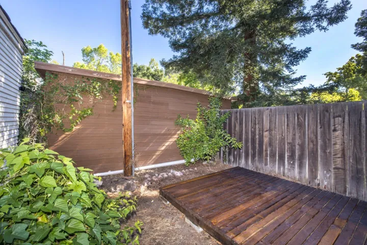 , Palo Alto, California 94301