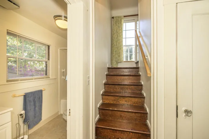 , Palo Alto, California 94301