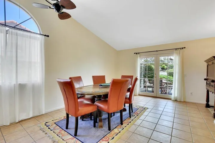 Den Area