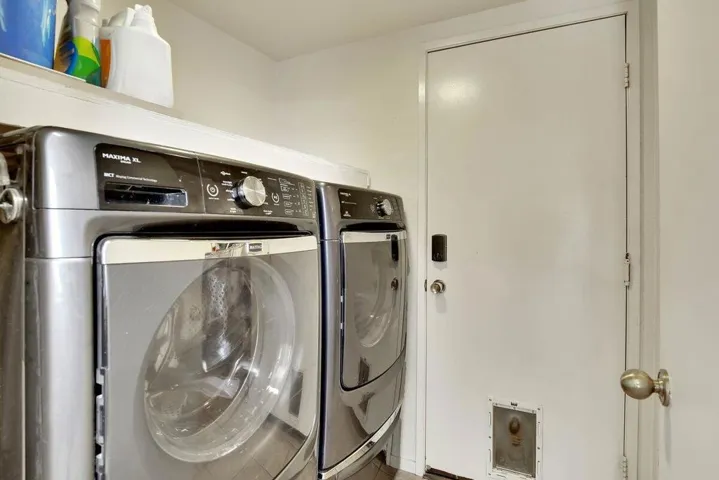 Washer/Dryer Area