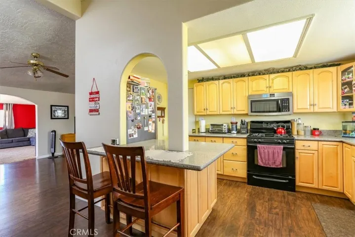 989 Via Esmeralda, Santa Maria, California 93455