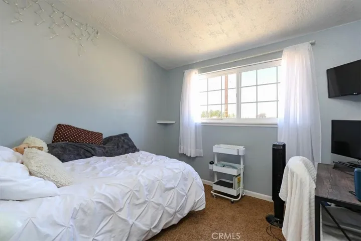 989 Via Esmeralda, Santa Maria, California 93455
