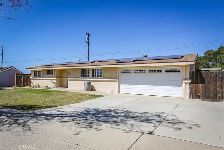 989 Via Esmeralda, Santa Maria, California 93455