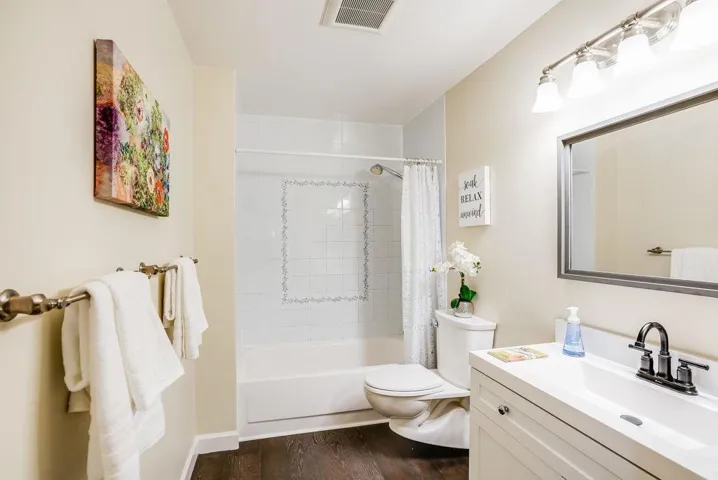 249 Elm Street 104, San Mateo, California 94401