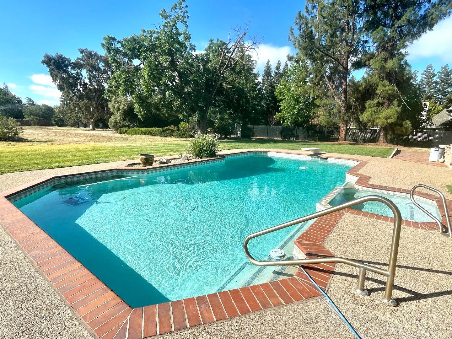, California home-pic-10