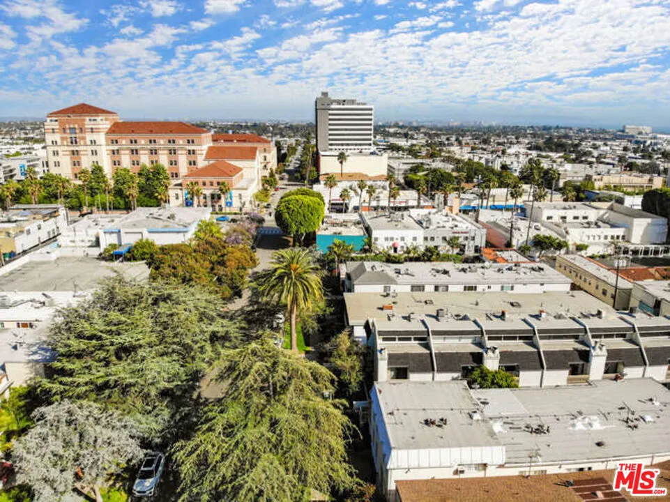 1128 15th Street 6, Santa Monica, California 90403 home-pic-36