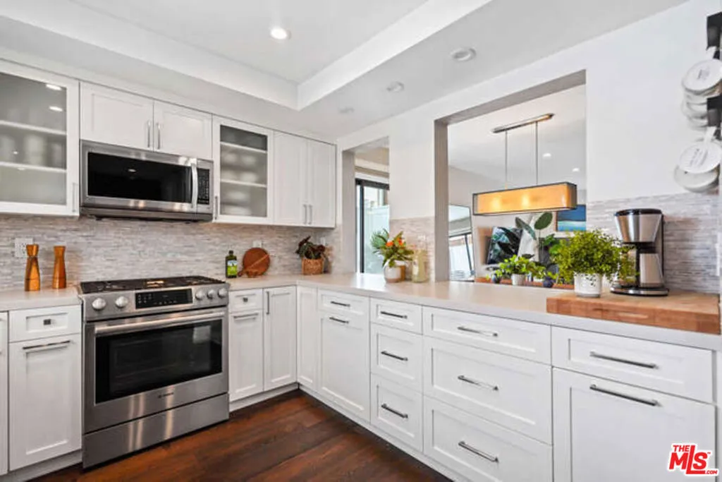 1128 15th Street 6, Santa Monica, California 90403 home-pic-6