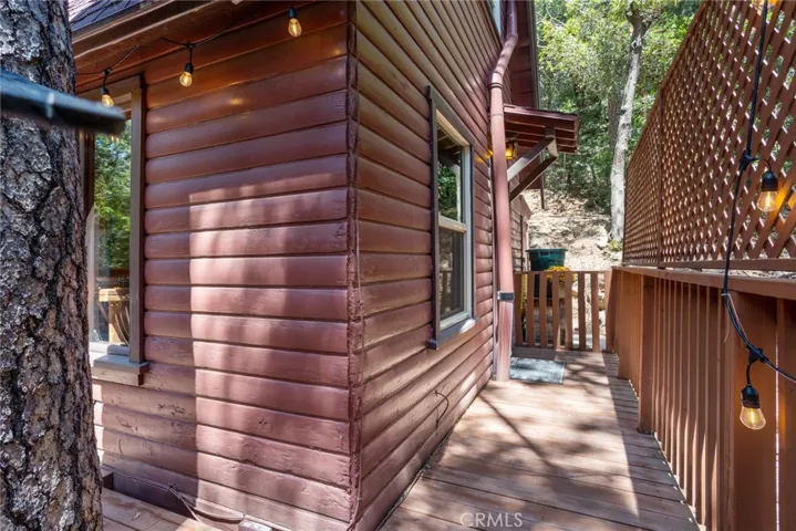 859 Fern Drive, Crestline, California 92325