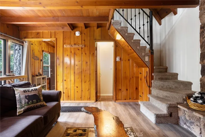 859 Fern Drive, Crestline, California 92325