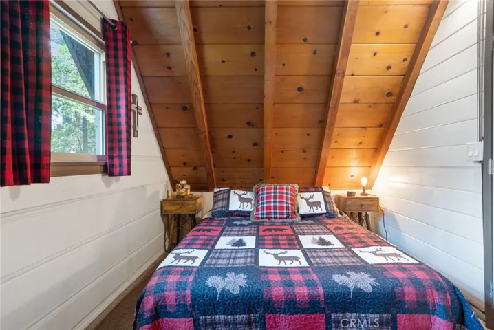 Private bedroom