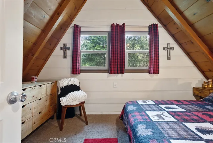 859 Fern Drive, Crestline, California 92325