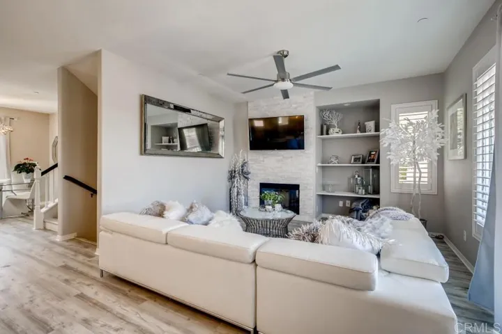 341 Cobalt Drive, Vista, California 92083