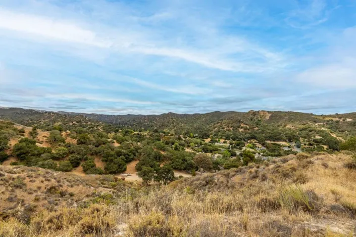 San Benancio Road, Salinas, California 93908