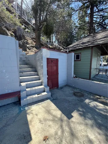 599 A S-599a Emerald Bay, Lake Arrowhead, California 92352