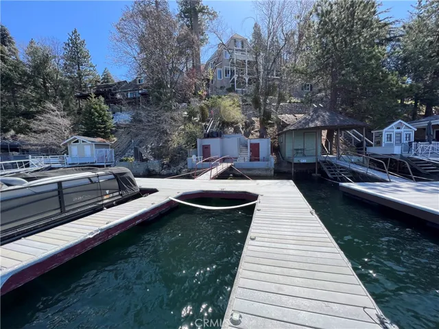 599 A S-599a Emerald Bay, Lake Arrowhead, California 92352