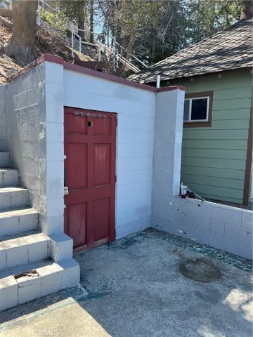 599 A S-599a Emerald Bay, Lake Arrowhead, California 92352