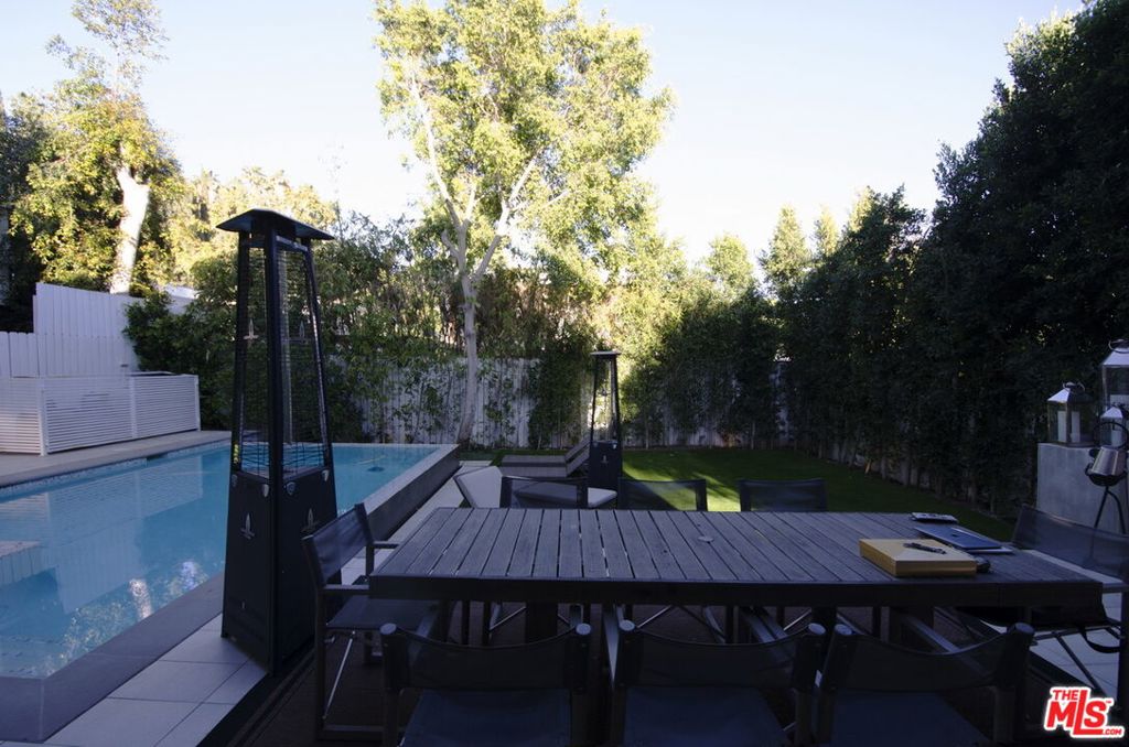 1738 Nichols Canyon Road, California home-pic-11