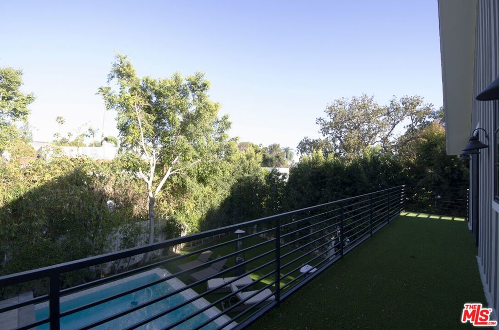 1738 Nichols Canyon Road, California home-pic-18