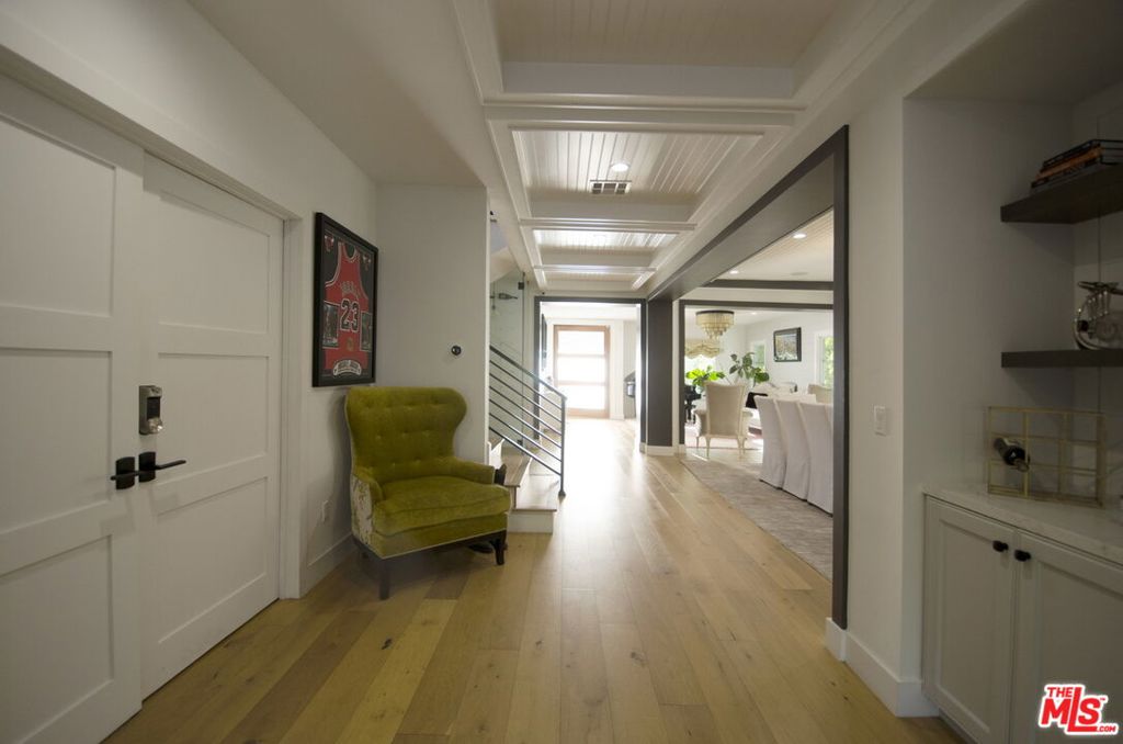 1738 Nichols Canyon Road, California home-pic-28