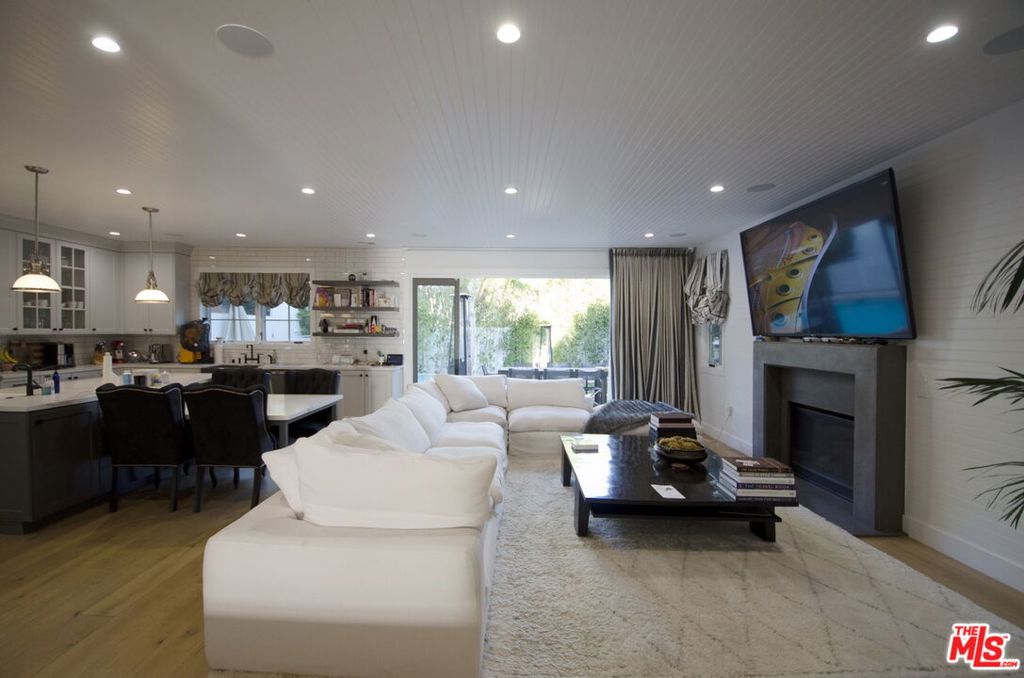 1738 Nichols Canyon Road, California home-pic-1