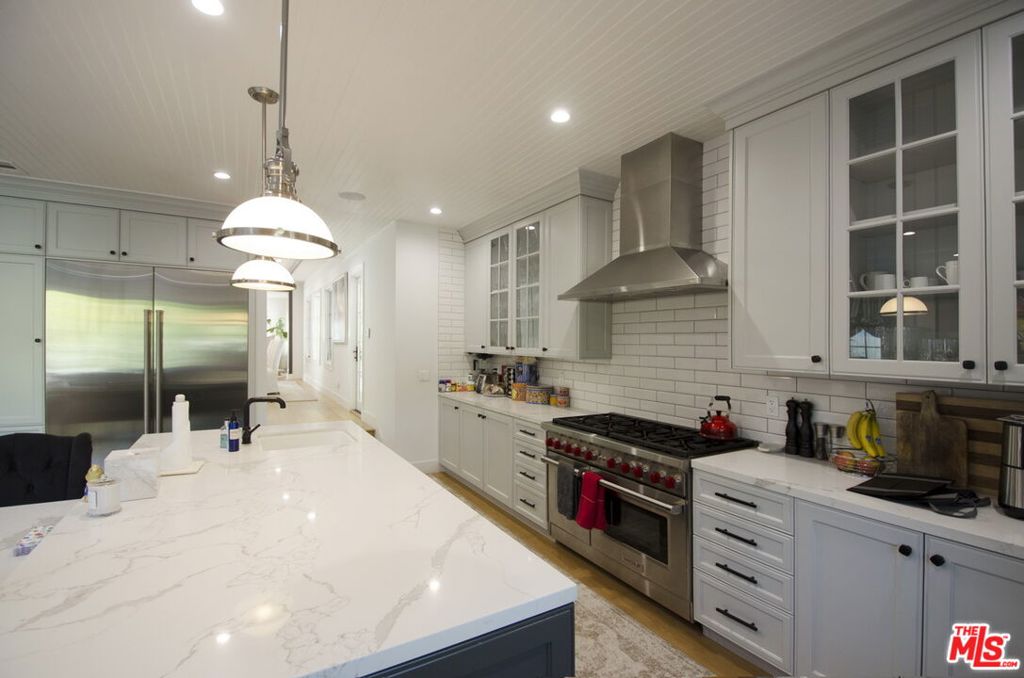 1738 Nichols Canyon Road, California home-pic-6