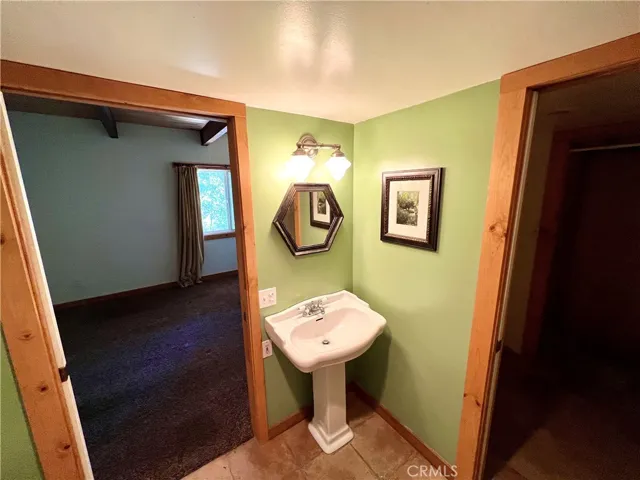 276 Chipmunk Drive, Twin Peaks, California 92391