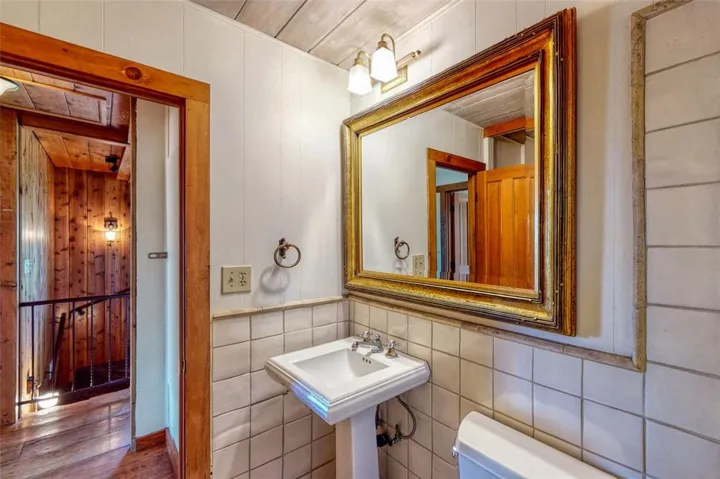 276 Chipmunk Drive, Twin Peaks, California 92391